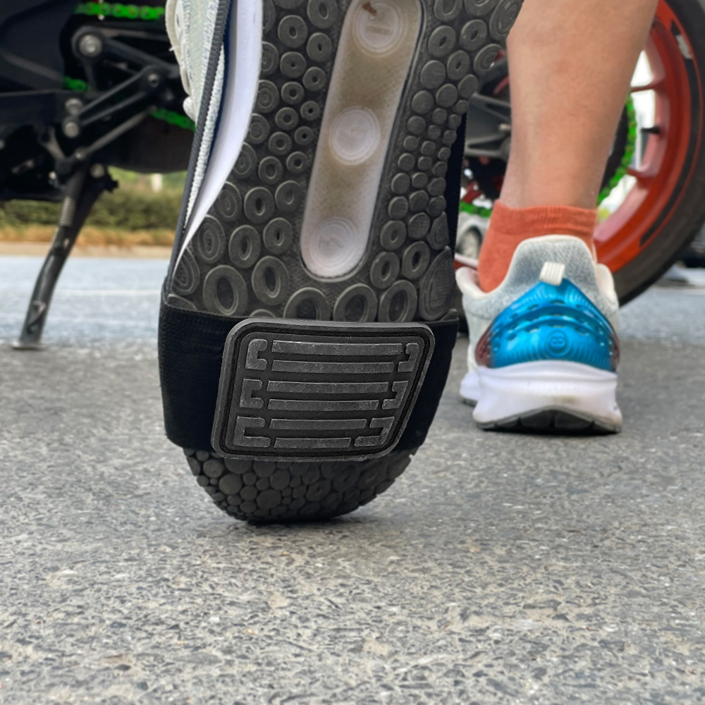 Cubierta para zapatos de cambi - Motorcycle Gear Slipping reseña y precio